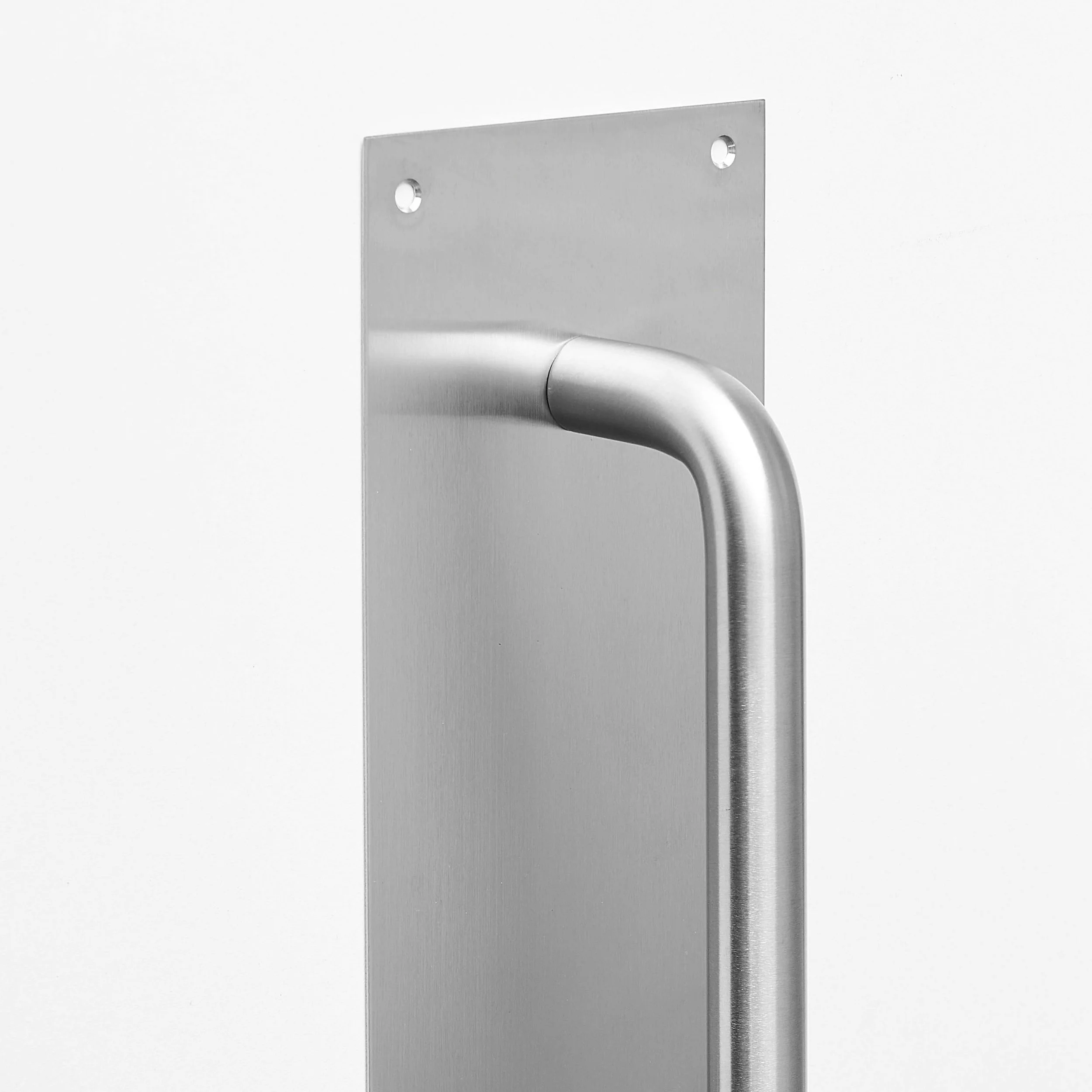 ハヤト CBH 7418/7423/7430 DOOR PULLS — CANADIAN BUILDERS HARDWARE